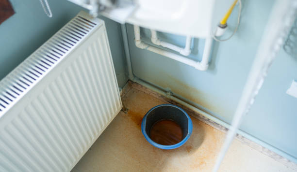 Local water damage restoration in MA